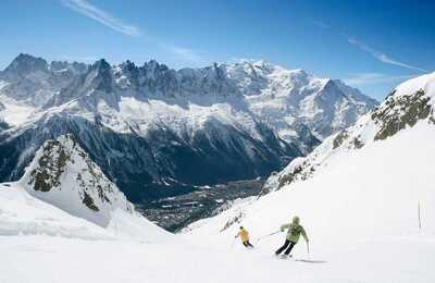 Skiers on a over 50's singles skiing holiday